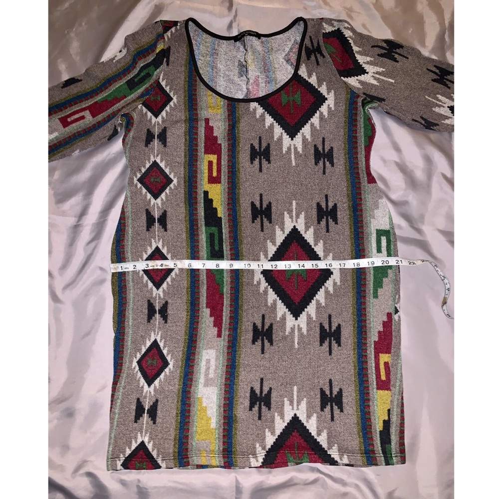 Sweater Dress Tribal (Plus Size) - Picture 4 of 7